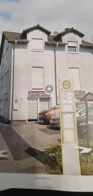 OG/ DG-Wohnung über Friseursalon in Immekeppel - Lindlarer Str. 149