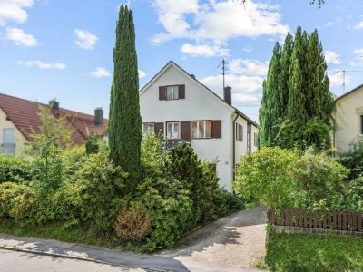 Großzügiges Einfamilienhaus mit Anbaupotential in zentraler Lage von Wolnzach