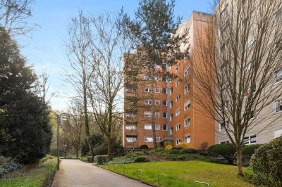 Modernisierte 2 Zi. Wohnung mit Fantastische Aussicht Balkon Aufzug und TG in Gaigersberg !