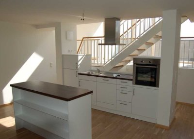 ***Rarität: Einzigartige Dachgeschoss Maisonette mit TG zu kaufen***