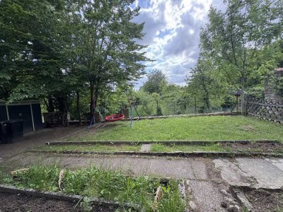 Charmantes Einfamilienhaus mit Garten – Renovierungsbedürftig, aber mit Potenzial.