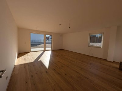 Bezugsfertig - großzügige 4 Zimmer Erstbezugs-Gartenwohnung im Ortszentrum von Hallwang!