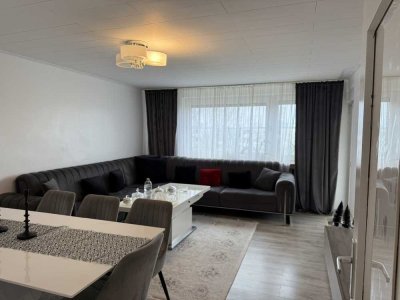 *HEIZEN SIE MIT FERNWÄRME STATT GAS! 4 ZKB mit Balkon*