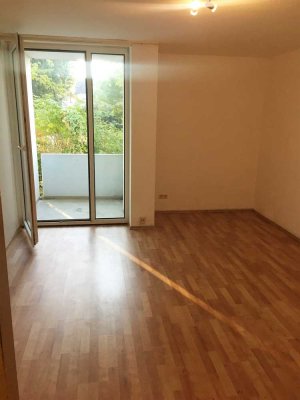 Helles 1 Zi. App. Balkon EBK von PRIVAT
