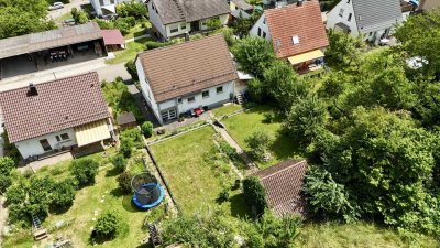 Einfamilienhaus / Zweifamilienhaus mit Traumgarten