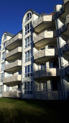 Freundliche und lichtdurchflutete Wohnung mit Fernblick, Ostviertel