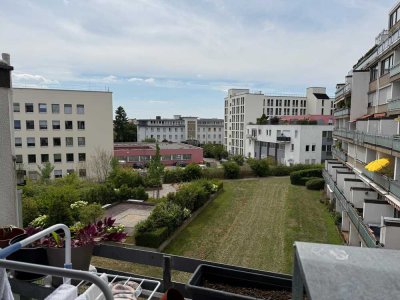Geschmackvolle, gepflegte 2-Raum-Wohnung mit EBK in Darmstadt