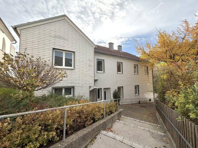 Zweifamilienhaus mit traumhaftem Weitblick