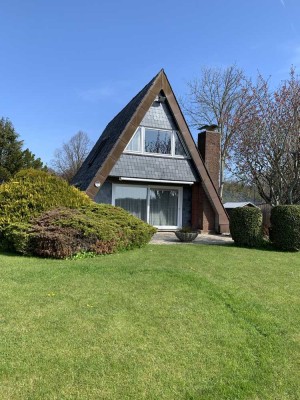 Ostseebad Damp:  DAS NURDACHHAUS ALS WOCHENENDHAUS mit unverbaubarem Blick und vielen Extras !