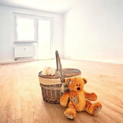 **Frisch renoviert** 4-Zimmer mit Balkon