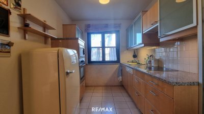 Großzügiges Reihenhaus mit Wintergarten und ausbaubarem Dachboden