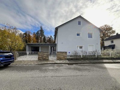 Saniertes Einfamilienhaus mit Garten und Doppelgarage  in Waldkraiburg