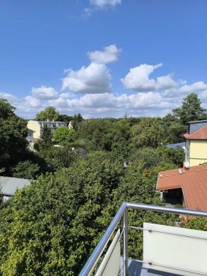 Großzügige, gehobene 2-Zimmer-DG-Wohnung in Berlin-Rahnsdorf mit Dachterrasse