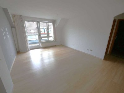 Sonnige und ruhige 3 Zi. DG Wohnung in Michelfeld - sofort frei