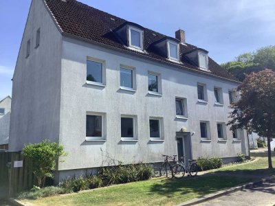 Wohnglück - sanierte 2,5-Zimmer-Erdgeschoss-Wohnung, sofort anmietbar!