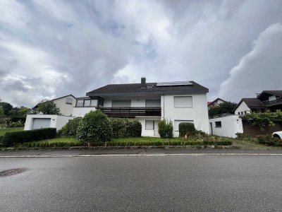 Erstbezug nach Sanierung mit EBK und Balkon: freundliche 4-Zimmer-Wohnung in Bad