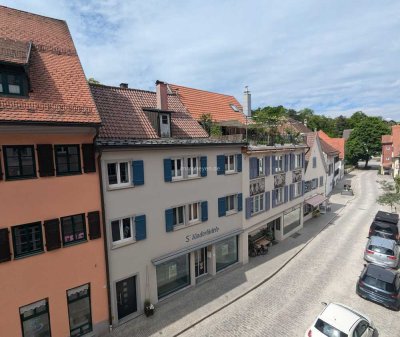 Wohn- und Geschäftshaus mit ausbaubarem Dachgeschoss und Dachterrassen in der Altstadt von Wangen
