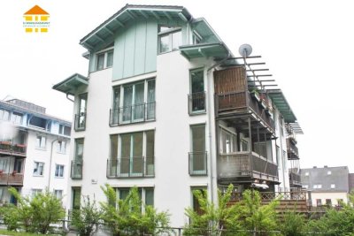 *Modernes Wohnen für die ganze Familie mit Balkon, Stellplatz*