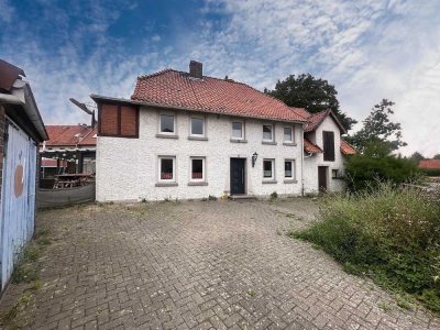 Schellerten-Dingelbe: Charmantes Einfamilienhaus mit großem Grundstück