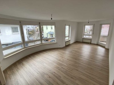 Helle 3,5-Zimmer-Wohnung mit Südbalkon und Top-Lage in Eningen u.A.