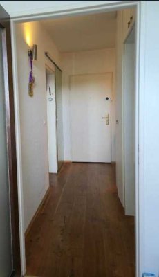 2-Zimmerwohnung in direkter Rheinlage