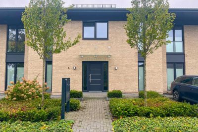 Schöner Wohnen in Glücksburg: KFW 55, 3 Zi., 93 qm, Terrasse & Stellplatz