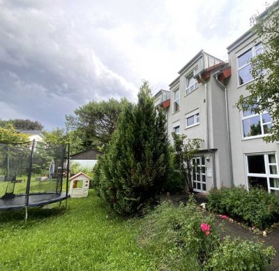 Charmantes Reihenmittelhaus mit Doppelgarage in ruhiger Lage von Winterbach
