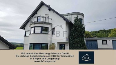Helle 2-Zimmer Dachgeschosswohnung in Netphen