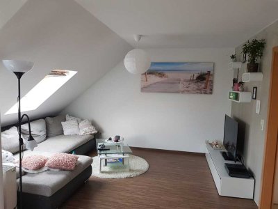 Sehr schöne 5-Zimmer-DG-Wohnung mit Balkon, toller Aussicht