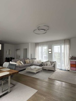 Großzügiges und modernes Penthouse mit 5 Zimmern in Rheinnähe