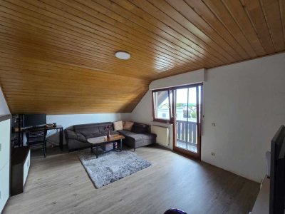 Helle 3 ZKB-DG Wohnung in Wolfskehlen