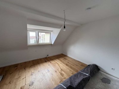 Frisch sanierte 3-Zi.-Wohnung mit Ihrem eigenen Garten in Hasenbuck!