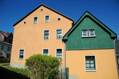 Mehrfamilienhaus mit Nebengelass -zum fairen Preis