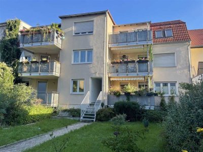 großzügig geschnittene 3 Raumwohnung mit Balkon