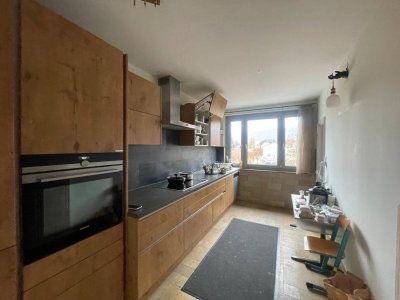 Geräumige und zentrumsnahe Wohnung mit Garage