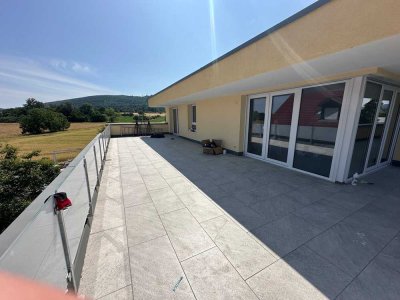 Exklusive Penthouse-Wohnung mit Dachterrasse in Ettlingenweier