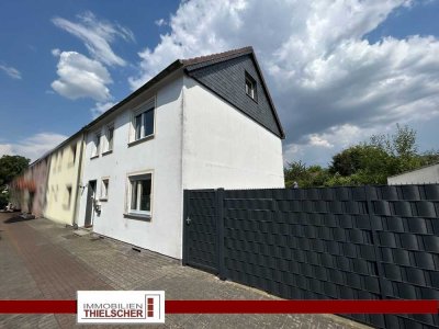 Einmalige Gelegenheit: Zweifamilienhaus mit Garten und Garage in Übach-Palenberg