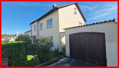 Charmantes Zweifamilienhaus mit großem Garten