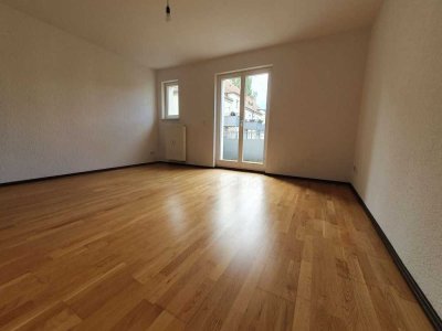 Gepflegte 2-Zimmer-Wohnung mit Balkon in ruhiger Lage von Leipzig-Wahren