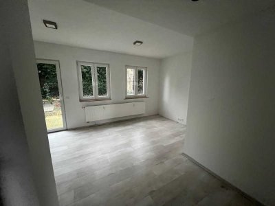 Helles ruhiges Apartment m eigenem Eingang & Terrasse/Garten