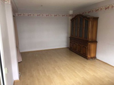 2 Zimmer Wohnung mit Balkon in Mülheim, 59 m², bezugsfrei