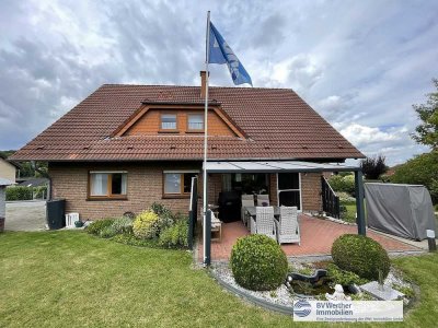 Ideales Generationenhaus in toller Lage auf einem schönen Erbbaugrundstück