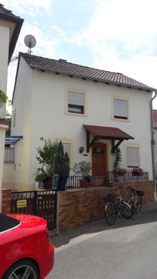 Provisonsfrei! Kapitalanleger aufgepasst! Freundliches 3-Zimmer-Einfamilienhaus in Deidesheim