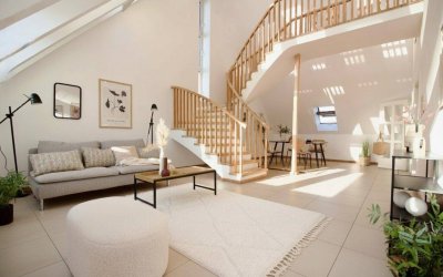 Großzügige, lichtdurchflutete Dachgeschoß - Galeriewohnung für Individualisten