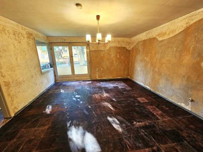 Sanierungsbedürftige Eigentumswohnung mit viel Potential!!!