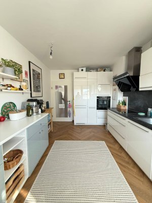 Privat: Stilvoll &amp; bezugsbereit: 5-Zimmer-Wohnung mit Balkon in Fürstenfeld