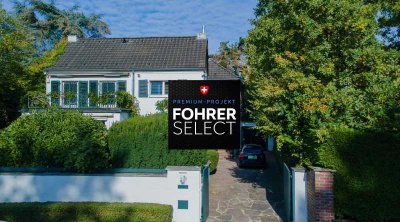 Repräsentative Villa mit großzügigem Garten und Pool ! Gelegen in ruhiger Lage von Alt-Meererbusch