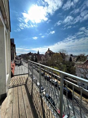 Wohntraum im Dachgeschoss! 4-Zimmer mit Balkon