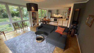 Ruhige, helle 4,5-Zimmerwohnung mit traumhaften Gartenblick