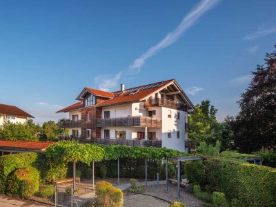 Helle, freundliche Gartenwohnung mit großer Terrasse